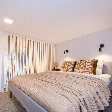 Sigma Skyline Lofts By Reside Baltic Vilnius Exterior photo